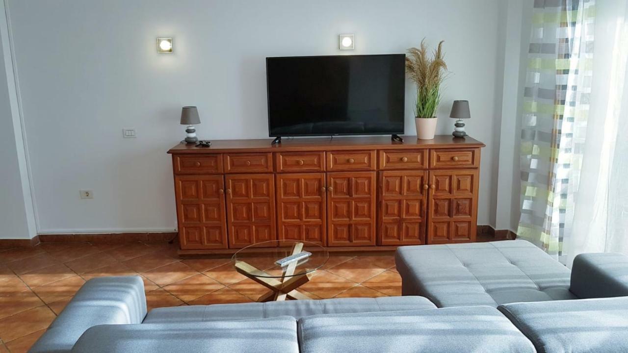 Apartamento Amplio Y Tranquilo Con Vistas Los Realejos Bagian luar foto